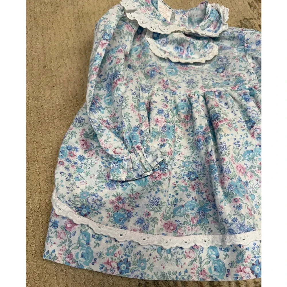 Vintage Little Girls Floral Victorian Lace Trim Ruffle Smocked Long Sleeve Dress